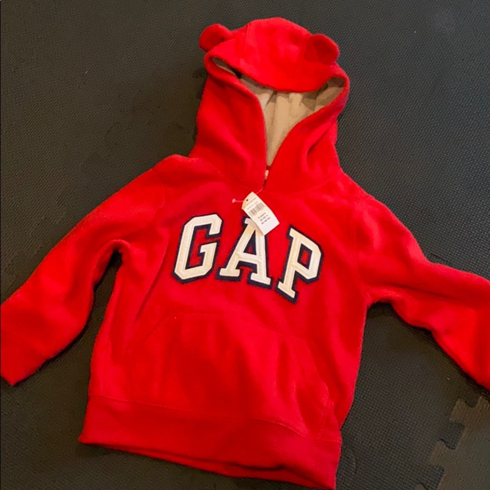 New Gap red fleece Sweatshirt size 5 years
